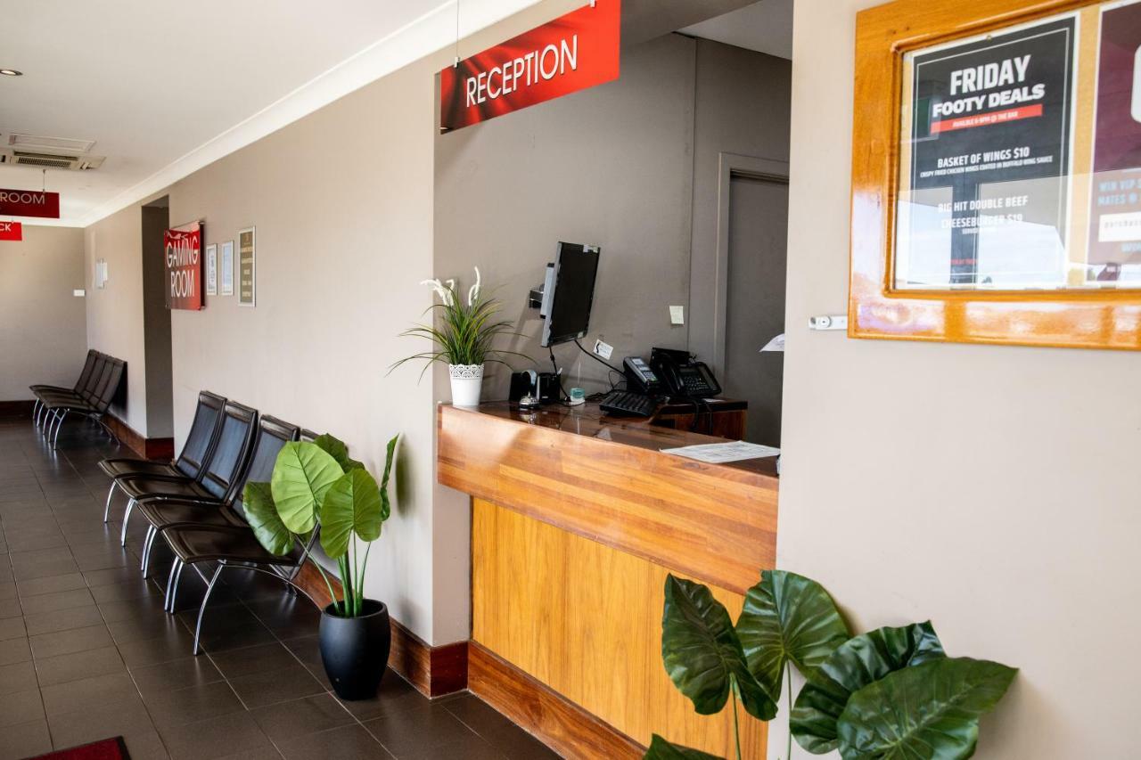 Hotel Settlers Biloela Exterior photo